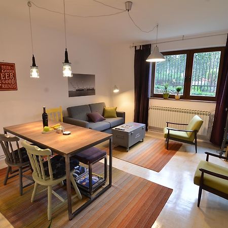 Embassy Of Industry + Free Parking Apartment Sarajevo Luaran gambar