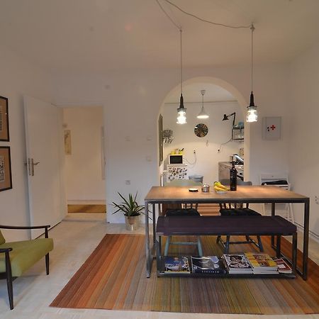 Embassy Of Industry + Free Parking Apartment Sarajevo Luaran gambar