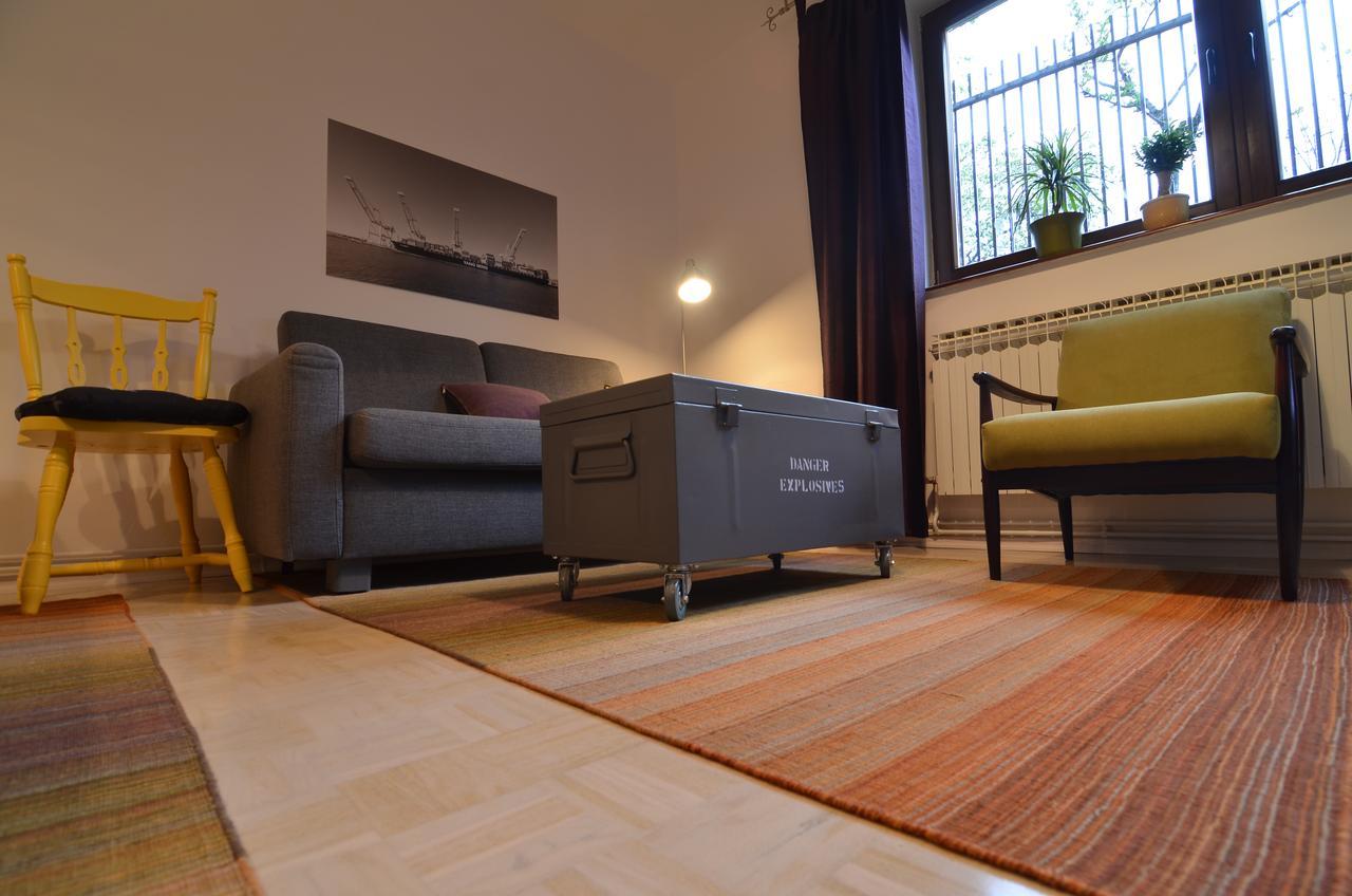 Embassy Of Industry + Free Parking Apartment Sarajevo Luaran gambar